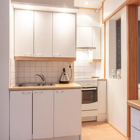 Apartment Cozy 1 Bedroom And Free Parking By The Railway Station *